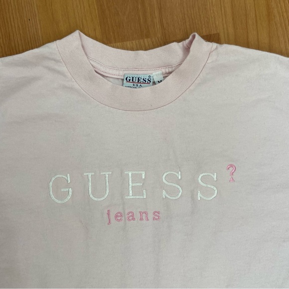 Vintage Guess Men’s Spell Out Single Stitch T-Shirt Size Medium